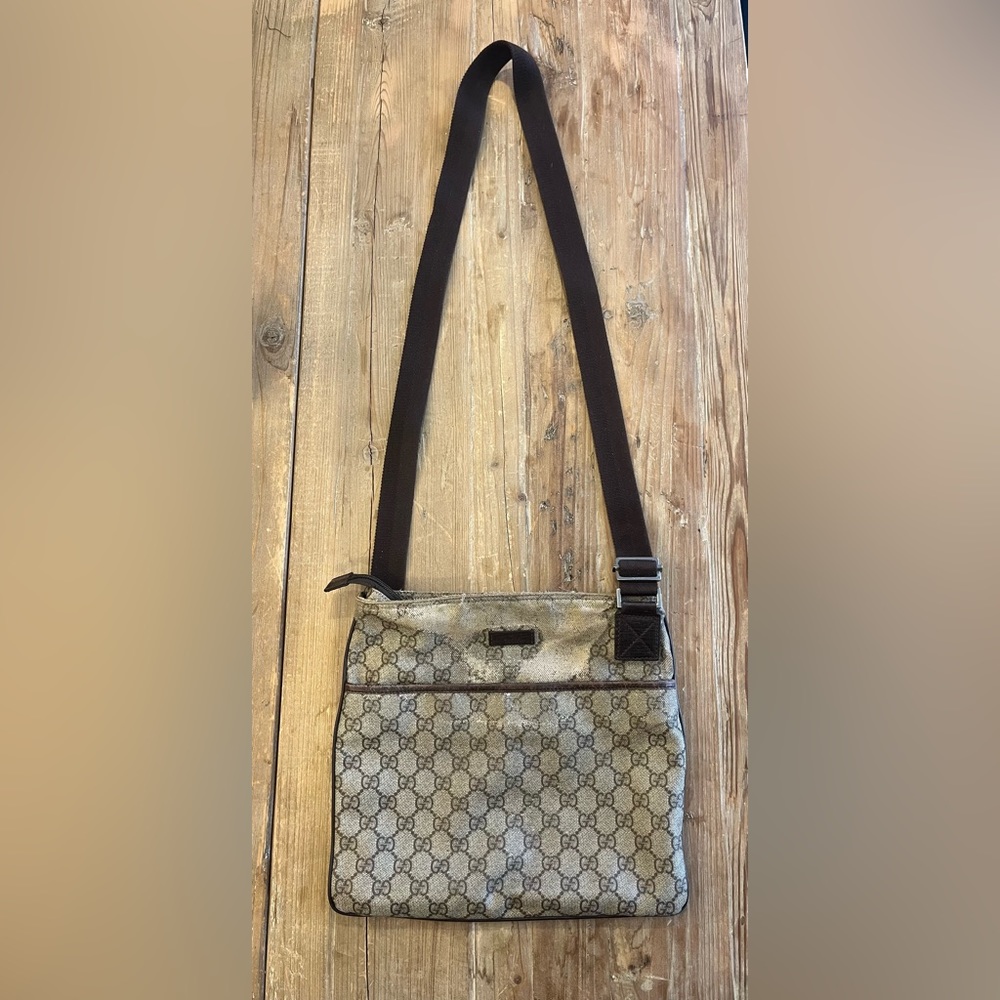 Gucci Crossbody Bag - brown